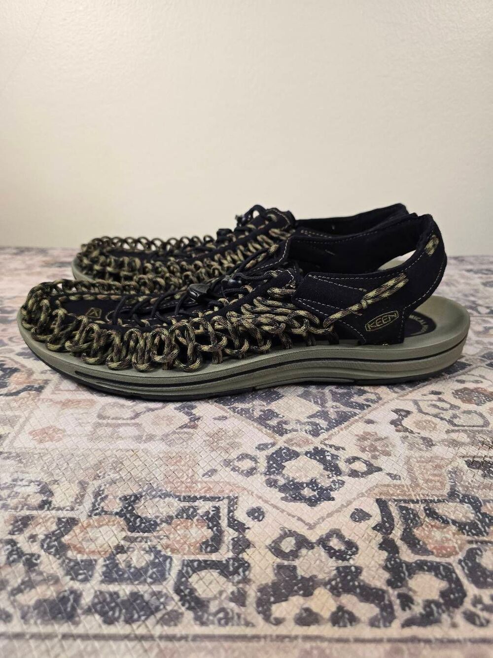 Keen Uneek Outdoor Trail Paracord Water Sport Sandals Blacknsose Men's Size 13